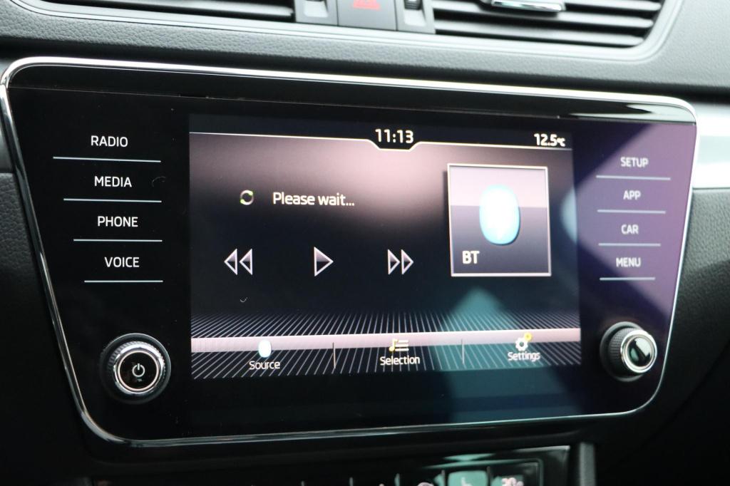 Skoda Superb combi 1.4 tsi act style business