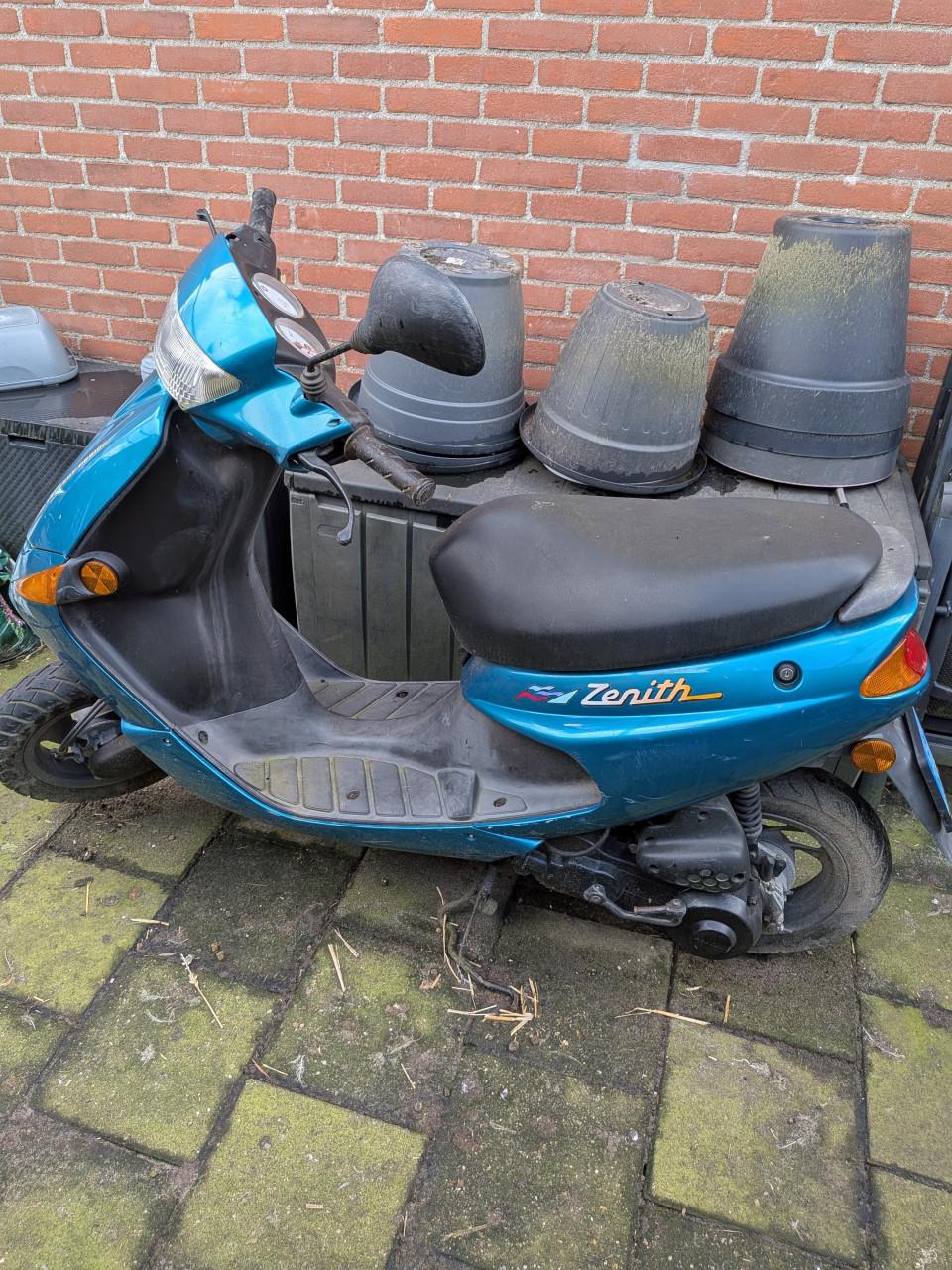 Peugeot Zenith 25 km