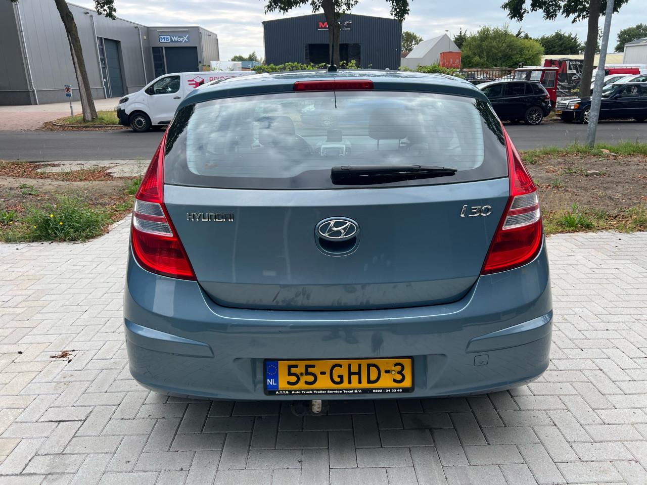 Hyundai I30 1.6i Dynamic 130.810KM Jaar apk