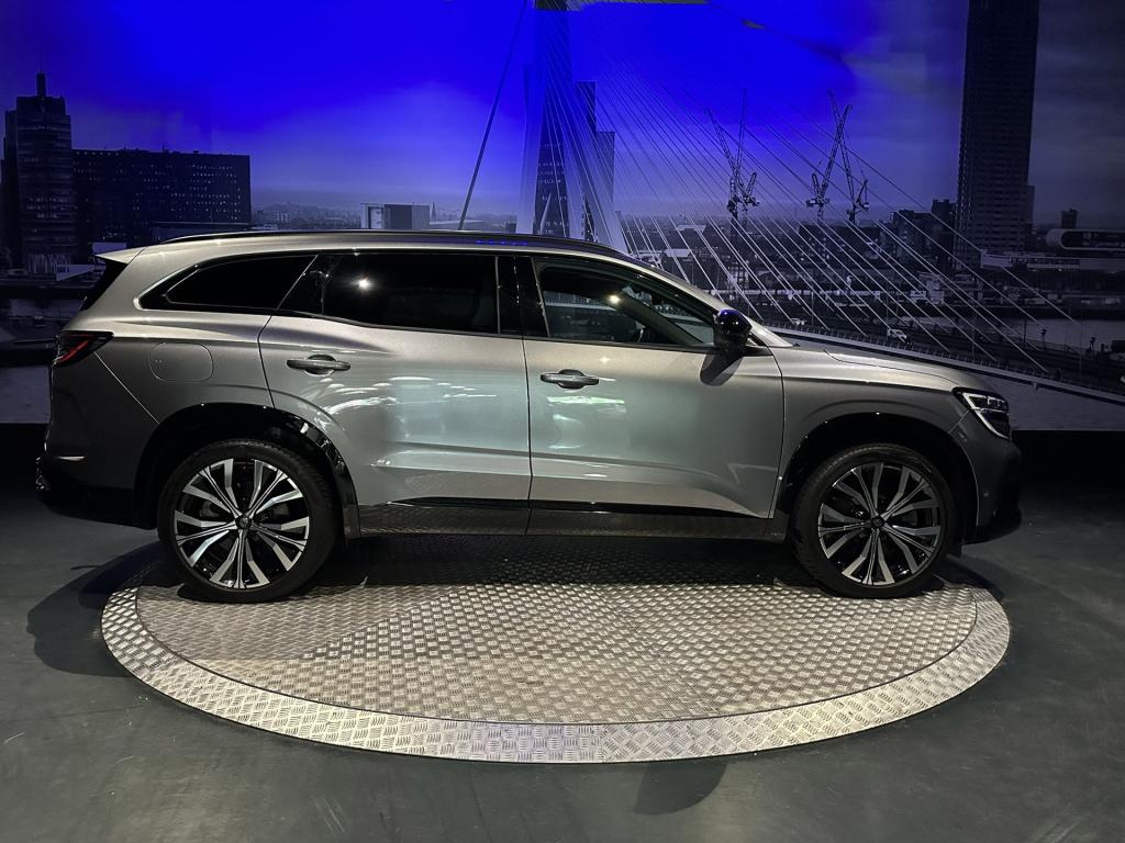 Renault Espace e-tech full hybrid 200 iconic 7p. *trekhaak*leder*panoramada