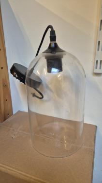 Lampen en krukje