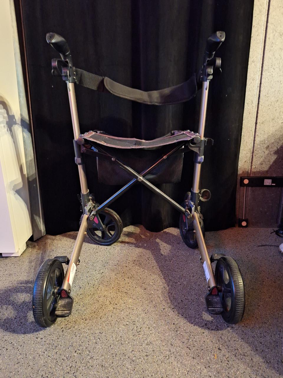 Wheelzahead Track lichtgewicht rollator