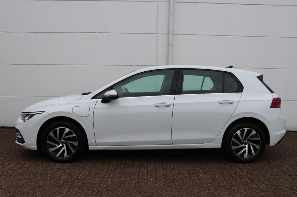 Volkswagen Golf 1.4 ehybrid style 204pk dsg6 | memory/massagestoelen | stuu