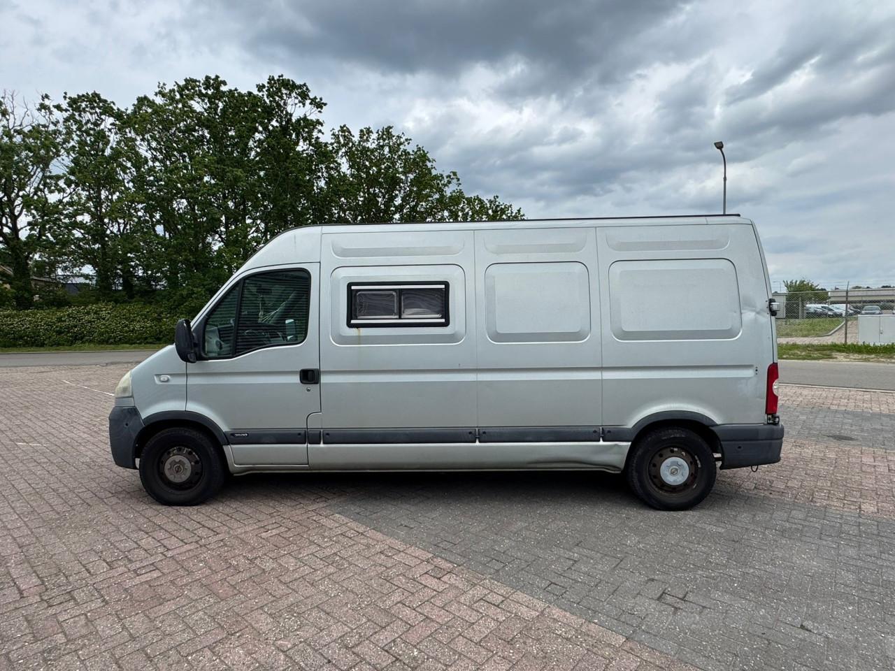 Opel movano 2500 d bj 2006  2250 euro