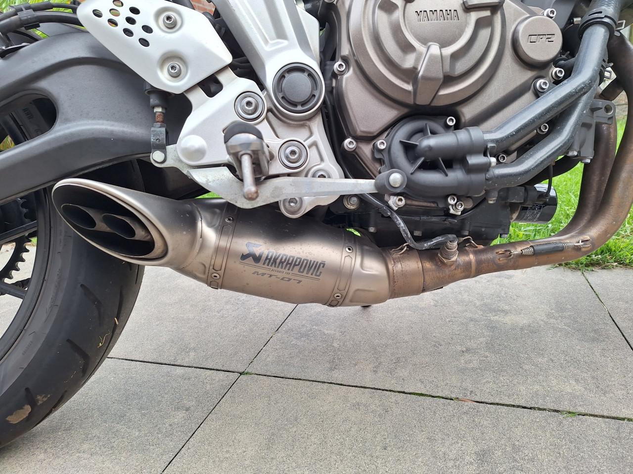 Yamaha MT-07 met Akrapovic