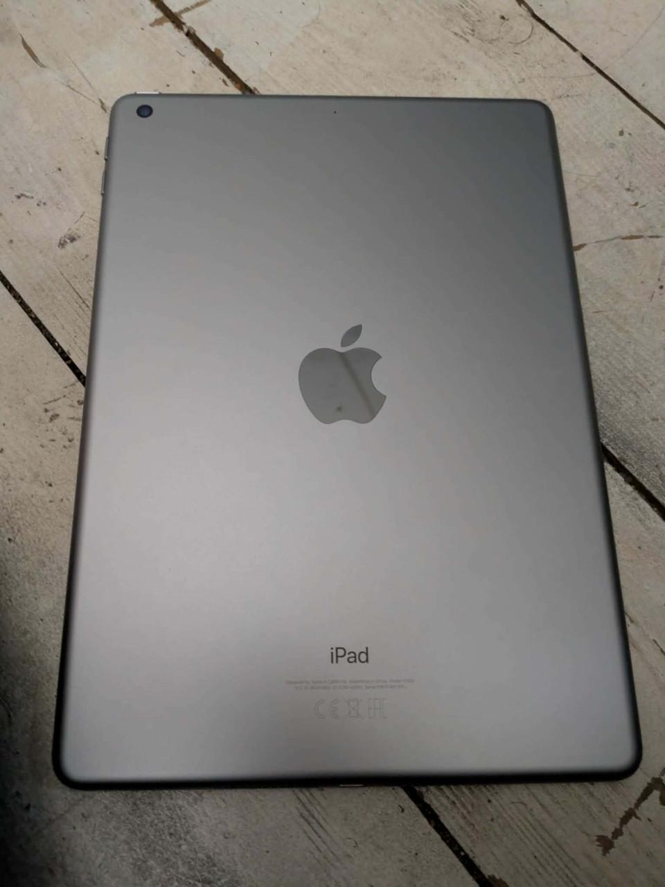 Samsung tab Note met pen . Samsung Tab.Dell cromebook .Ipad 11.