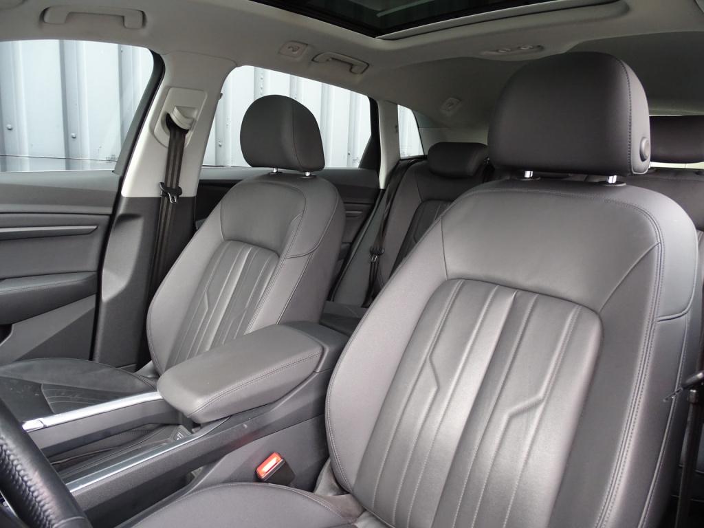 Audi E-tron e-tron 50 quattro launch edition plus 71 kwh | pano | trekhaak 