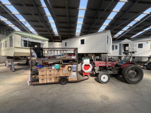Gezocht: technieker voor het klaar maken van caravans/chalets voor verkoop