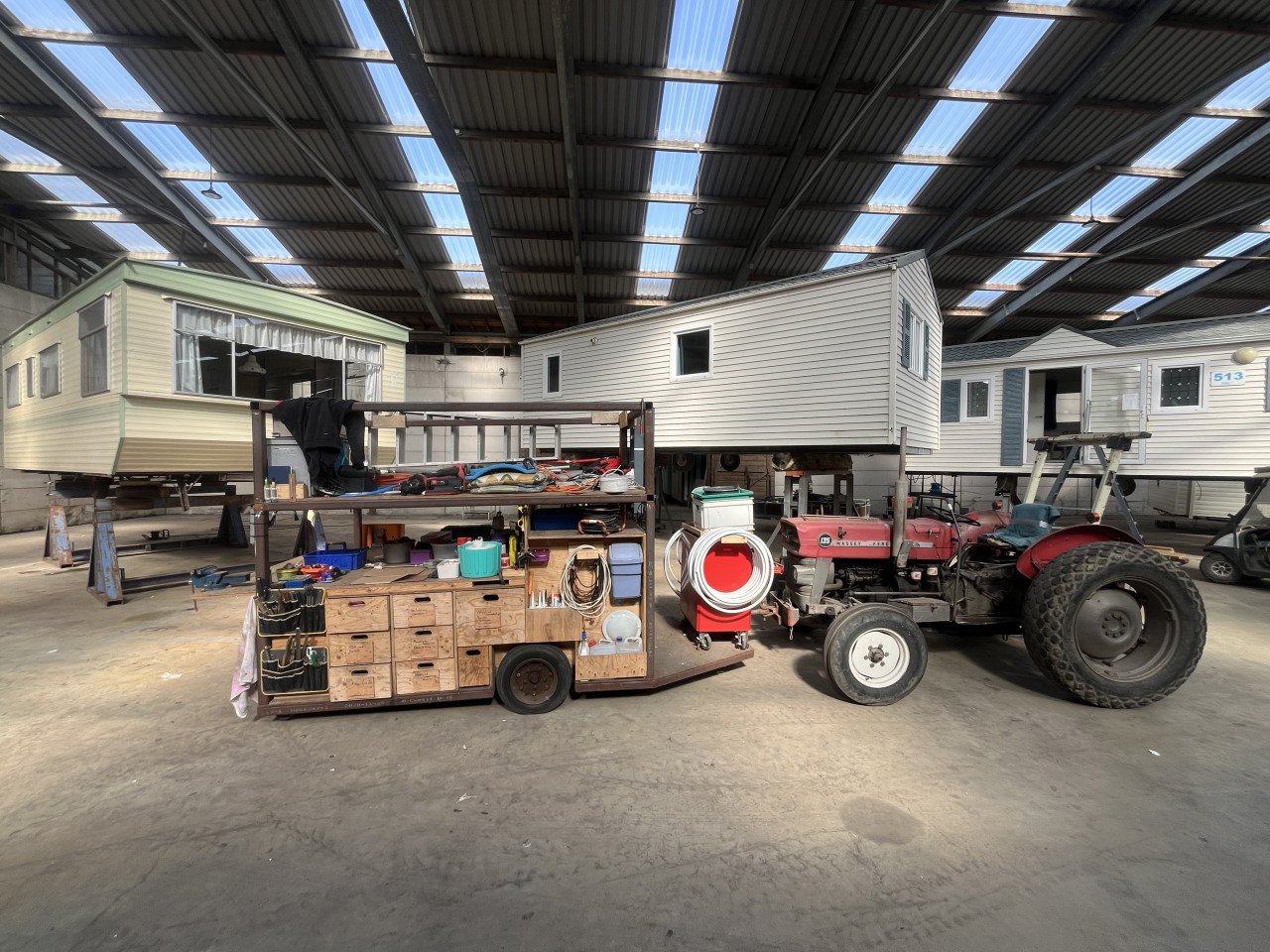 Gezocht: technieker voor het klaar maken van caravans/chalets voor verkoop