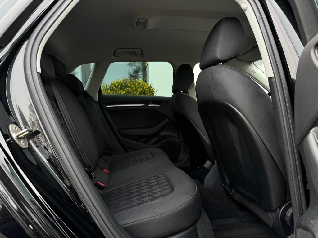 Audi A3 sportback 1.4 tfsi cod attraction pro line * cruise control * pdc *