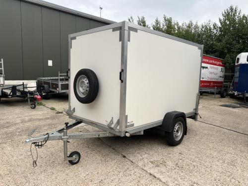 Gesloten aanhanger 258x150x150