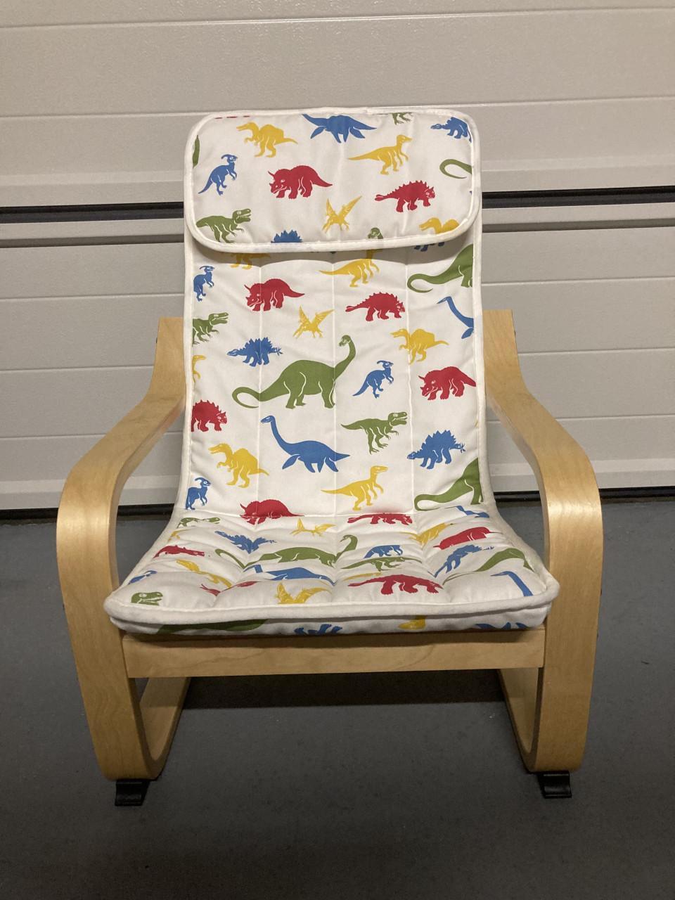 Kinderfauteuil IKEA Poäng inclusief leuk dinokussen