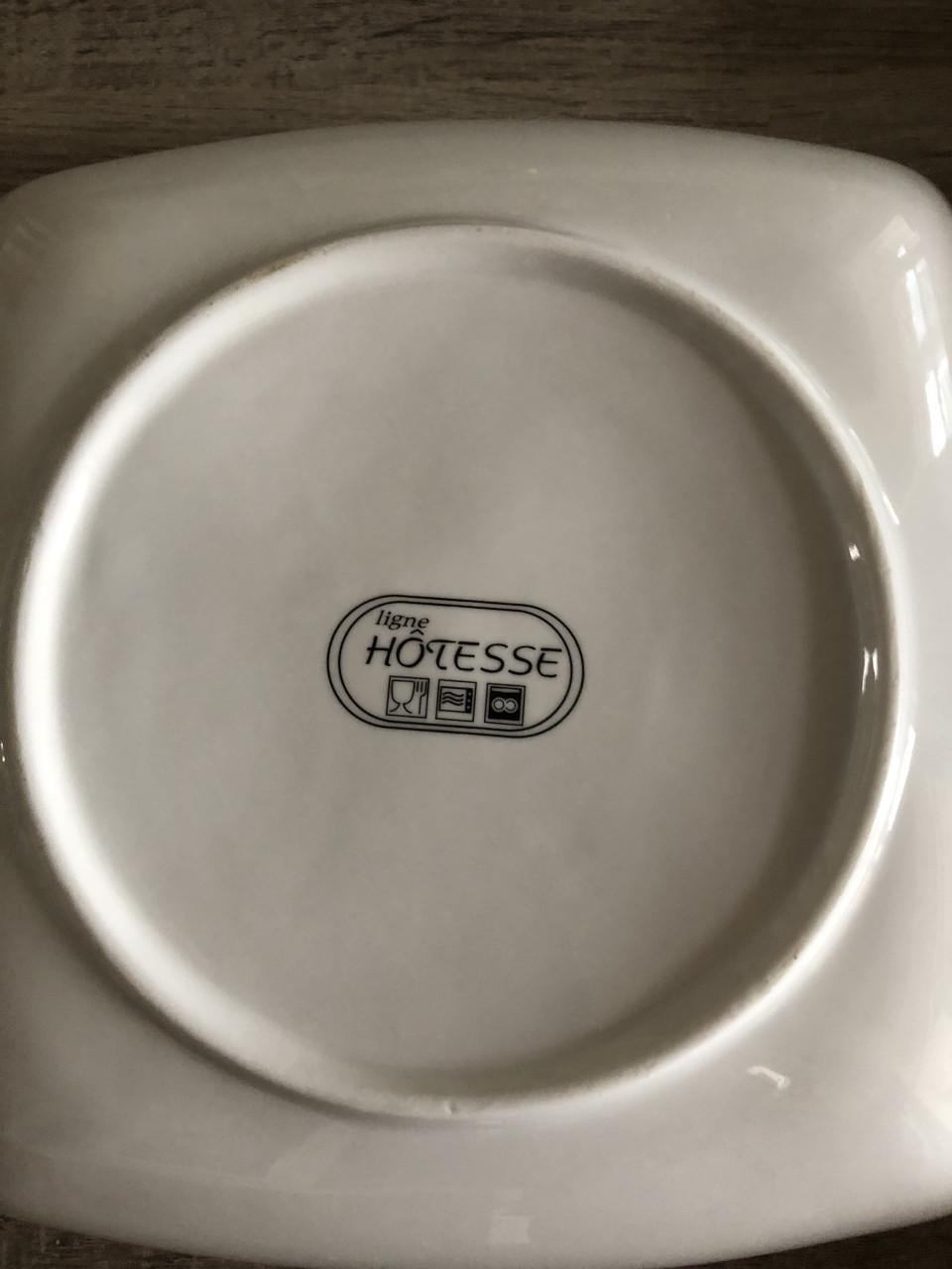 8 vierkante diepe borden met klaproos