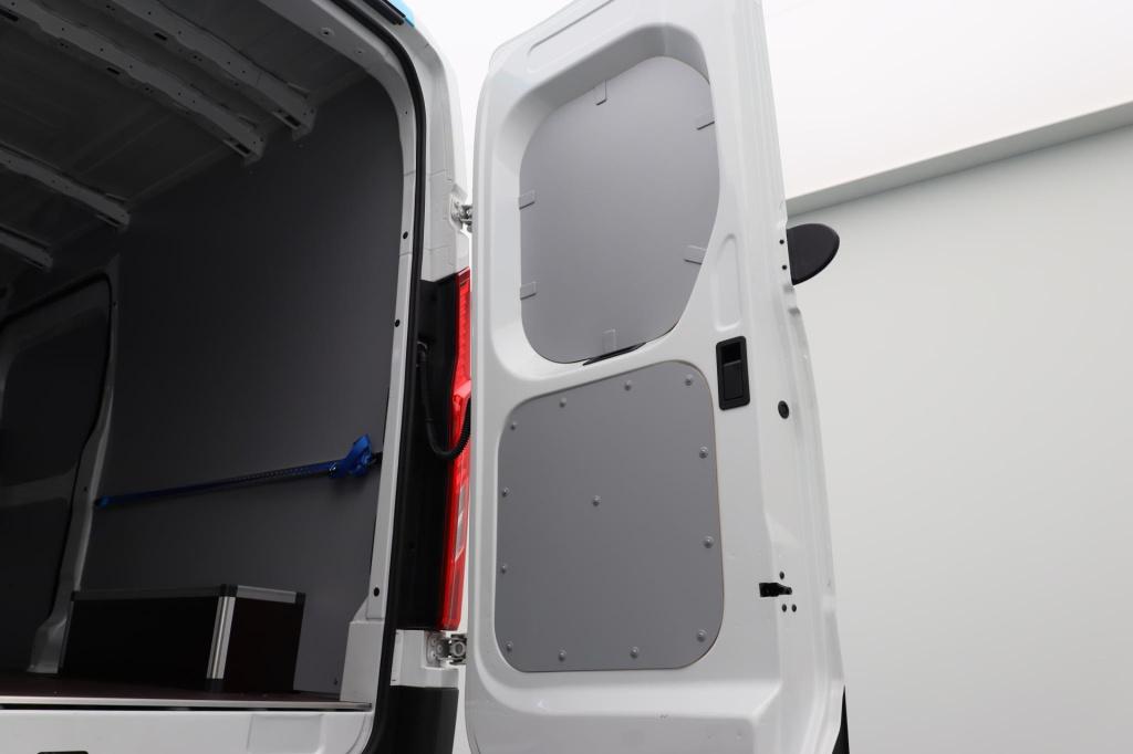 Maxus Edeliver9 l3h2 89 kwh | demo deal | laadvloer | lat om lat | camera |