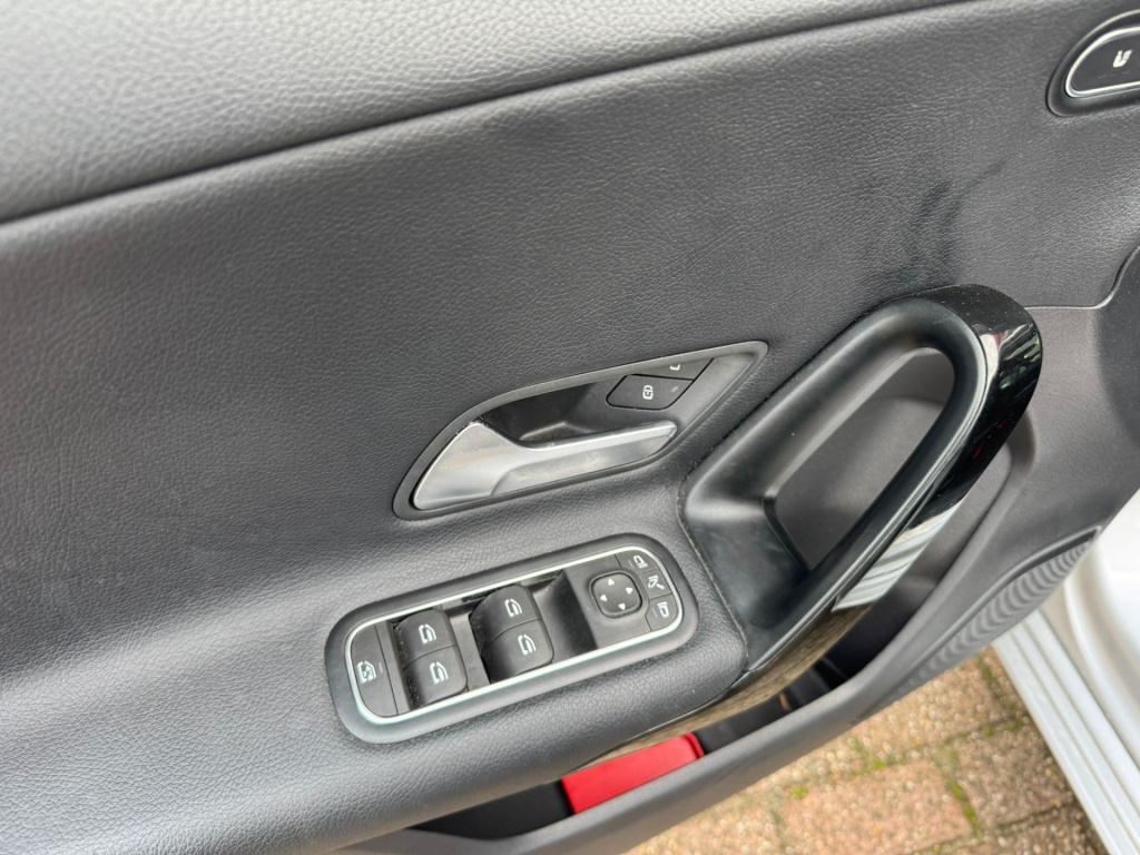 Mercedes-Benz A-Klasse 180 business solution