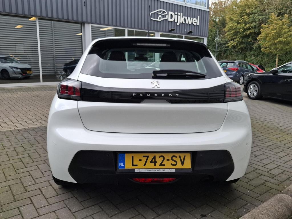 Peugeot 208 1.2 active pack navi/airco/lmv