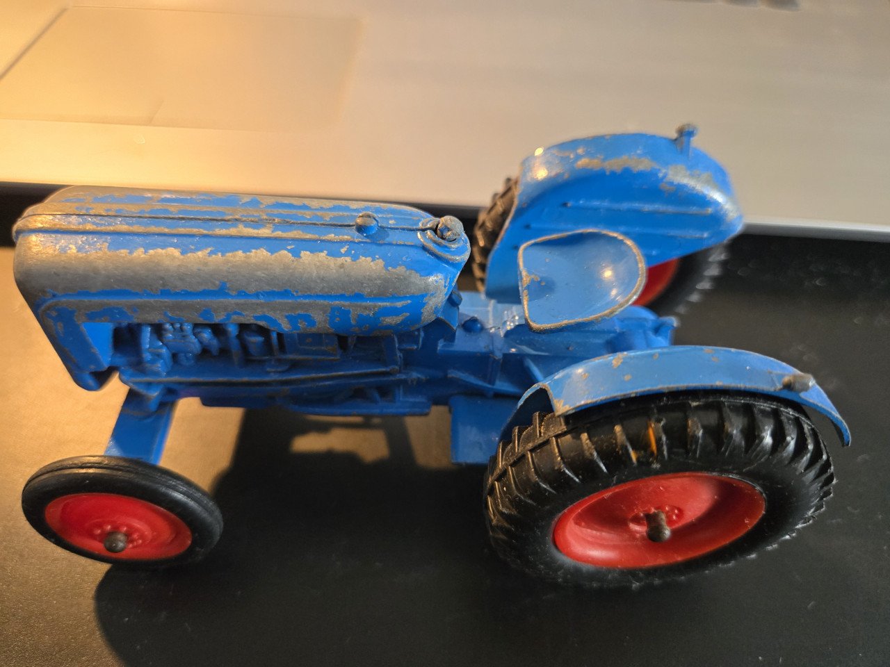 Crescent Toys No.1803 Dextra Tractor en Aanhanger Set