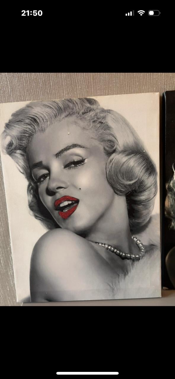 2 canvasprints van  Marlyn Monroe