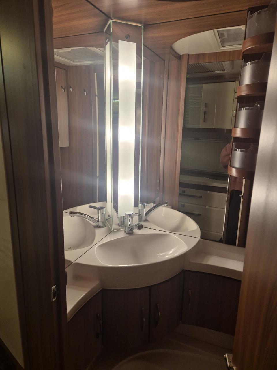 Hobby Excellent 495 UL