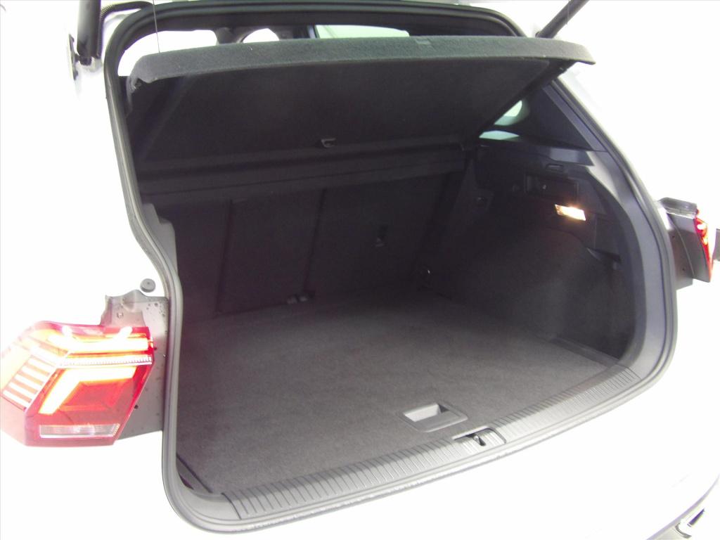 Volkswagen Tiguan 1.5 tsi 150pk dsg r-line