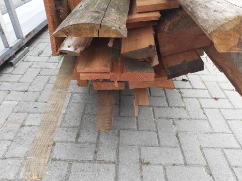 Bok planken, knutsel of kachelhout v 10 euro