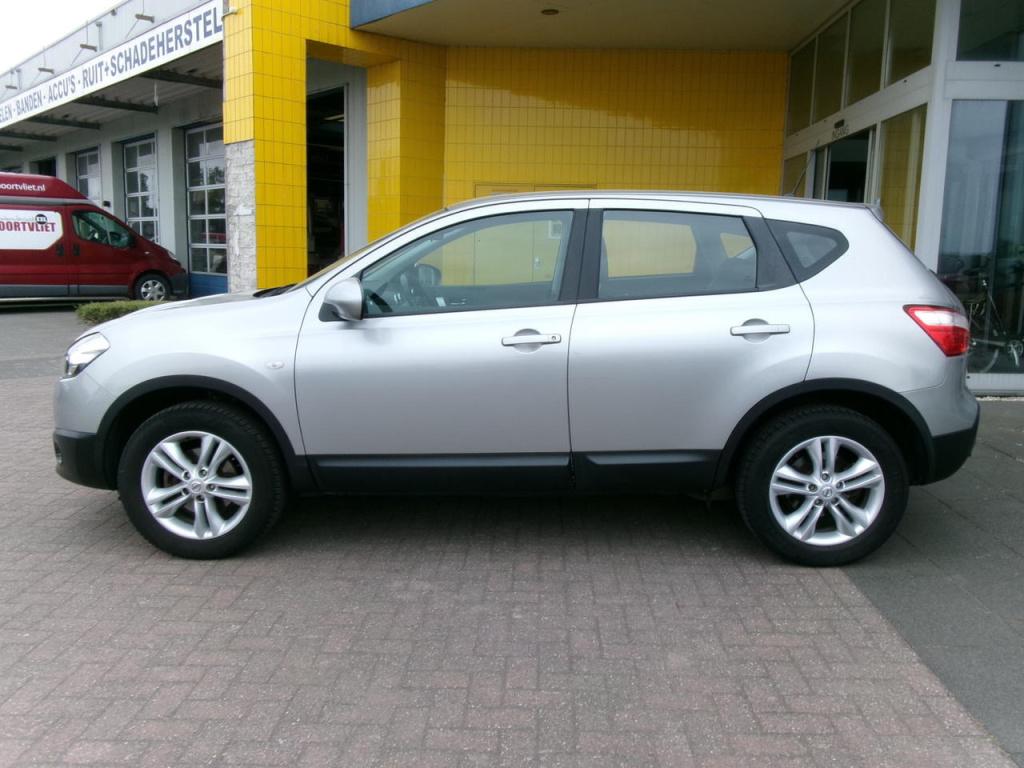 Nissan Qashqai 1.6 cvtc airco, cruise-contr., pdc, trekhaak