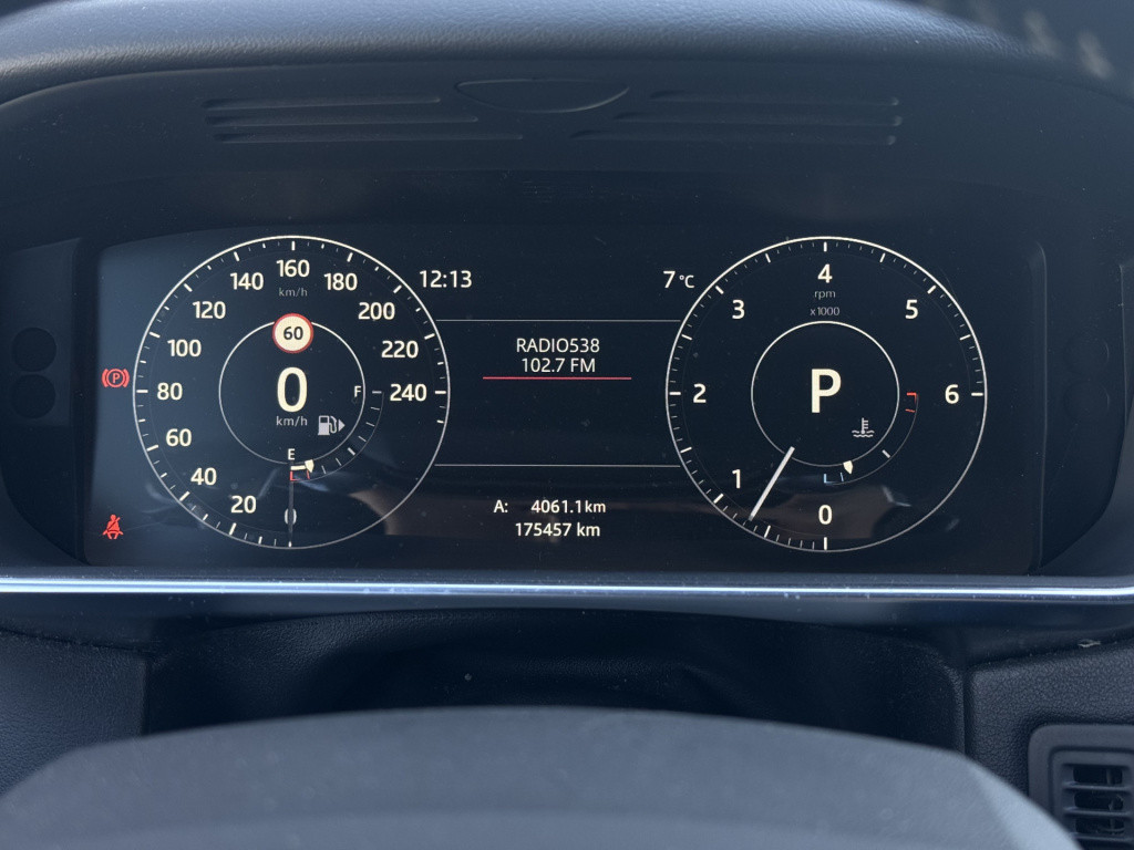 Land Rover Range Rover sport 3.0 tdv6 grijs kenteken | nl-auto | 22'' | pan