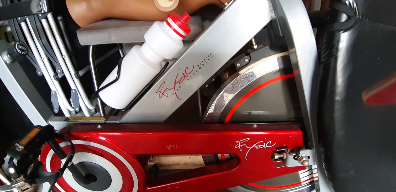 Fysic speedbike 10 kg Rössler (met bidon)