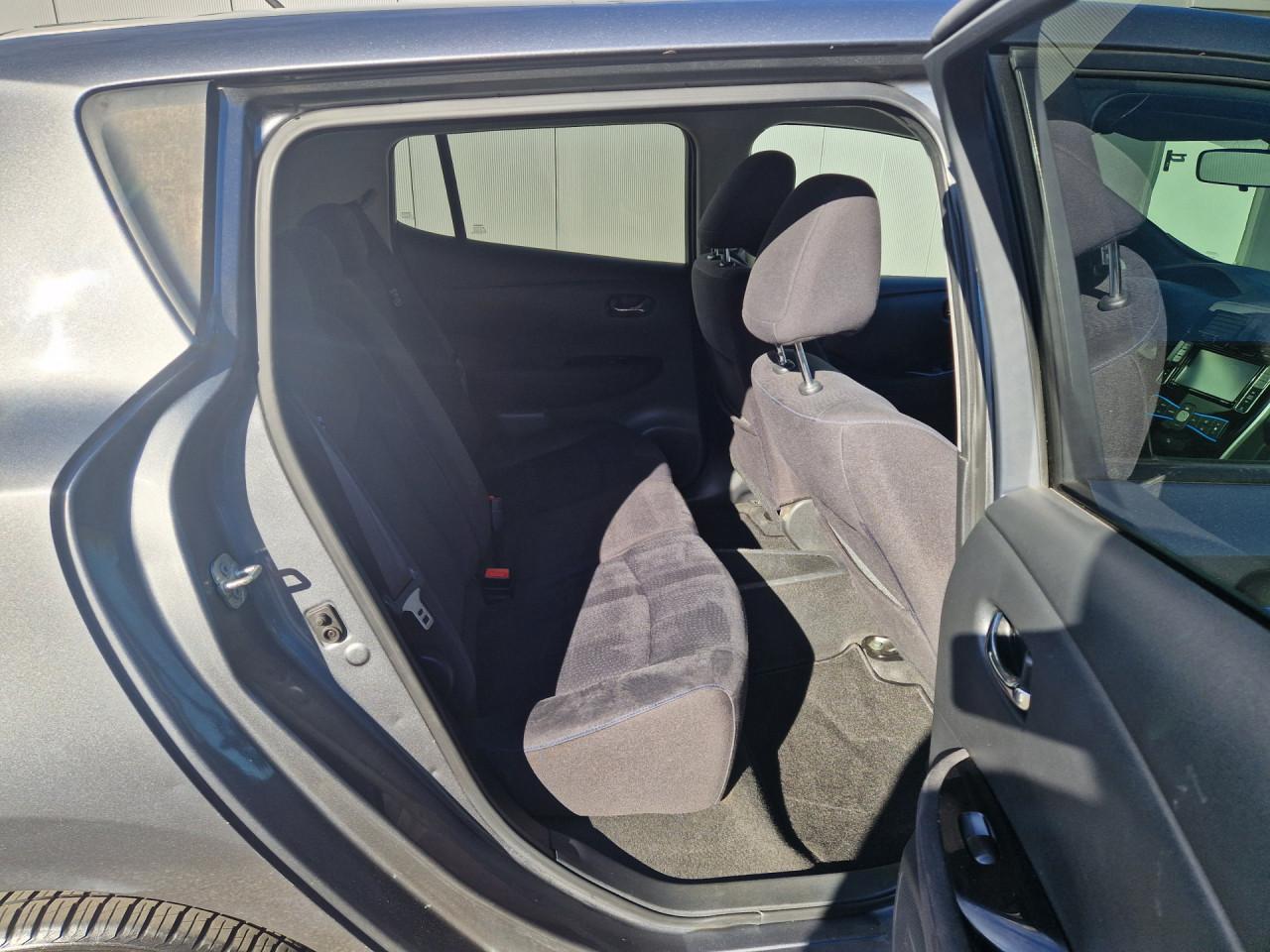 Nissan LEAF Acenta 24 kWh