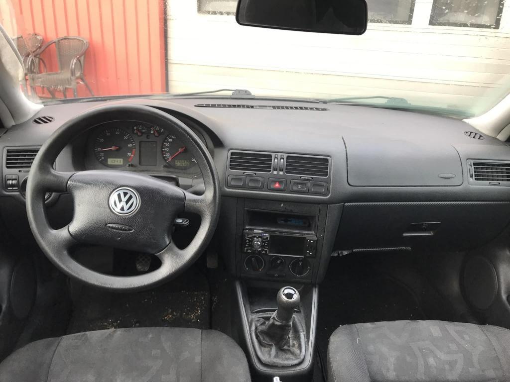 Volkswagen Bora 1.6 trendline
