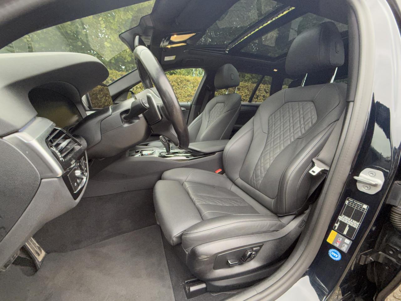 BMW 5-serie Touring - M Sport | BTW | Trekhaak | Laser | Panoramadak | HUD