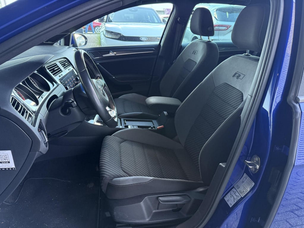 Volkswagen Golf 1.5 tsi highline business r 17'' lmv | 2x r-line | adaptief