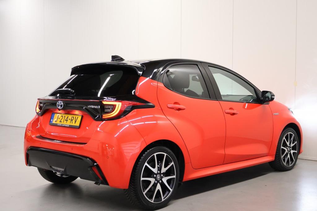 Toyota Yaris 1.5 hybrid launch edition nl auto