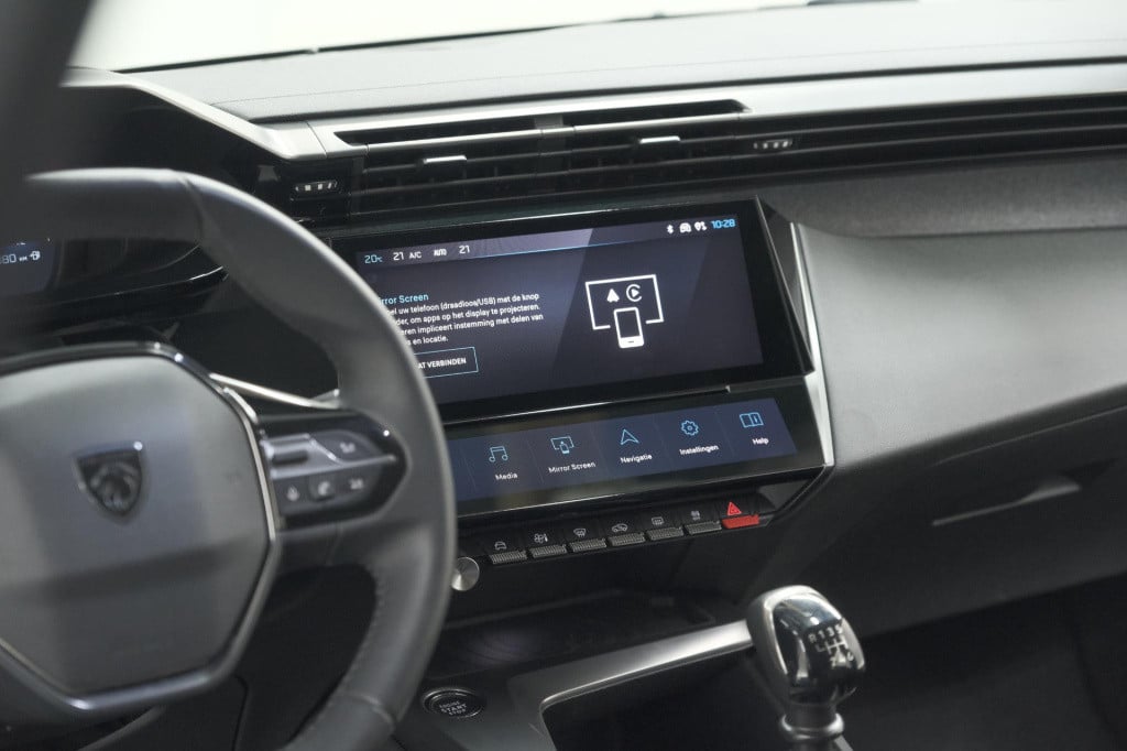 Peugeot 308 puretech 130 allure | camera | navigatie | parkeersensoren | ap
