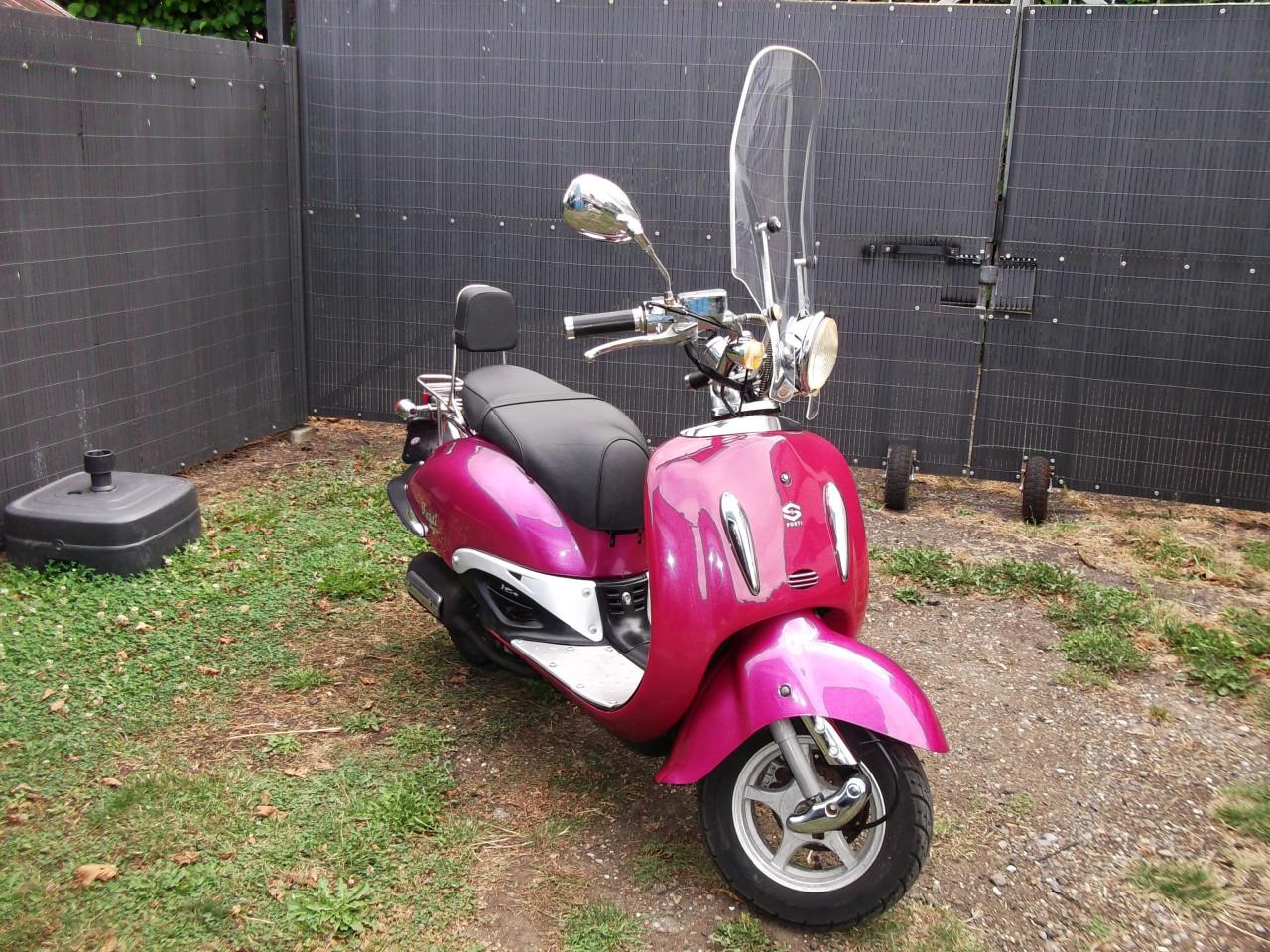 Retro scooter