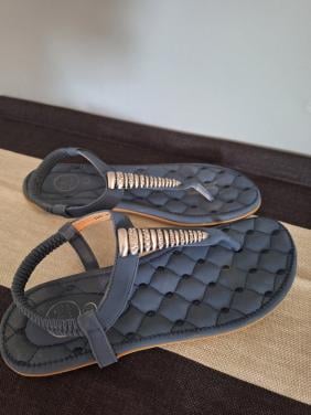 Blauwe teenslipper/sandaal met strass, mt 40