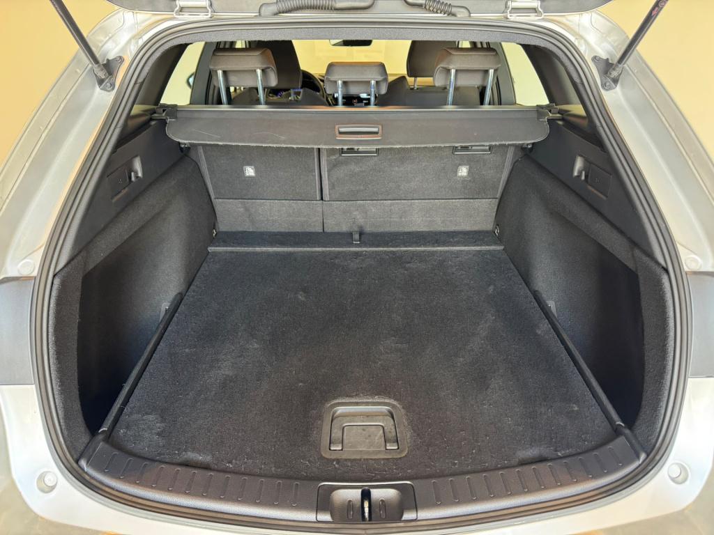 Toyota Corolla Touring Sports 1.8 hybrid dynamic