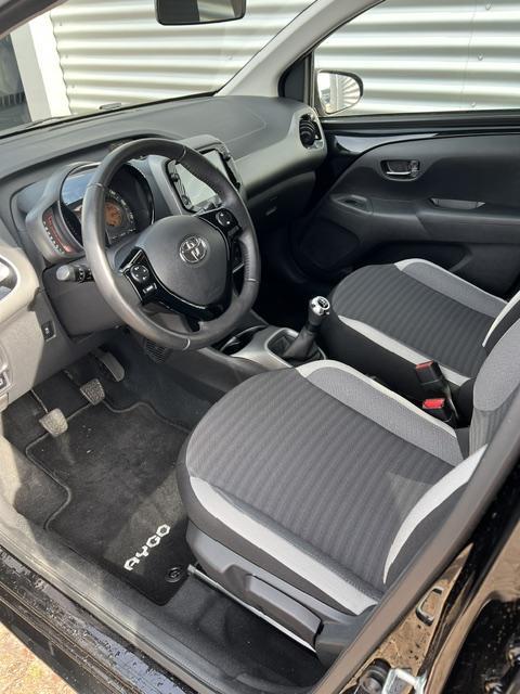 Toyota Aygo 1.0 vvt-i x-cite lage km-stand! 1e eigenaar, dealer oh