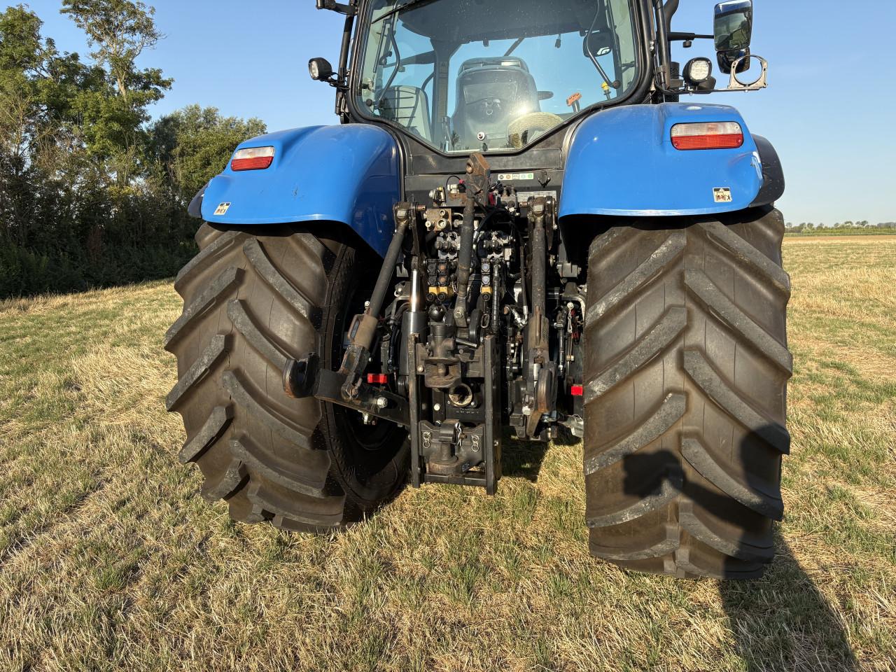 New Holland T7040 PowerCommand