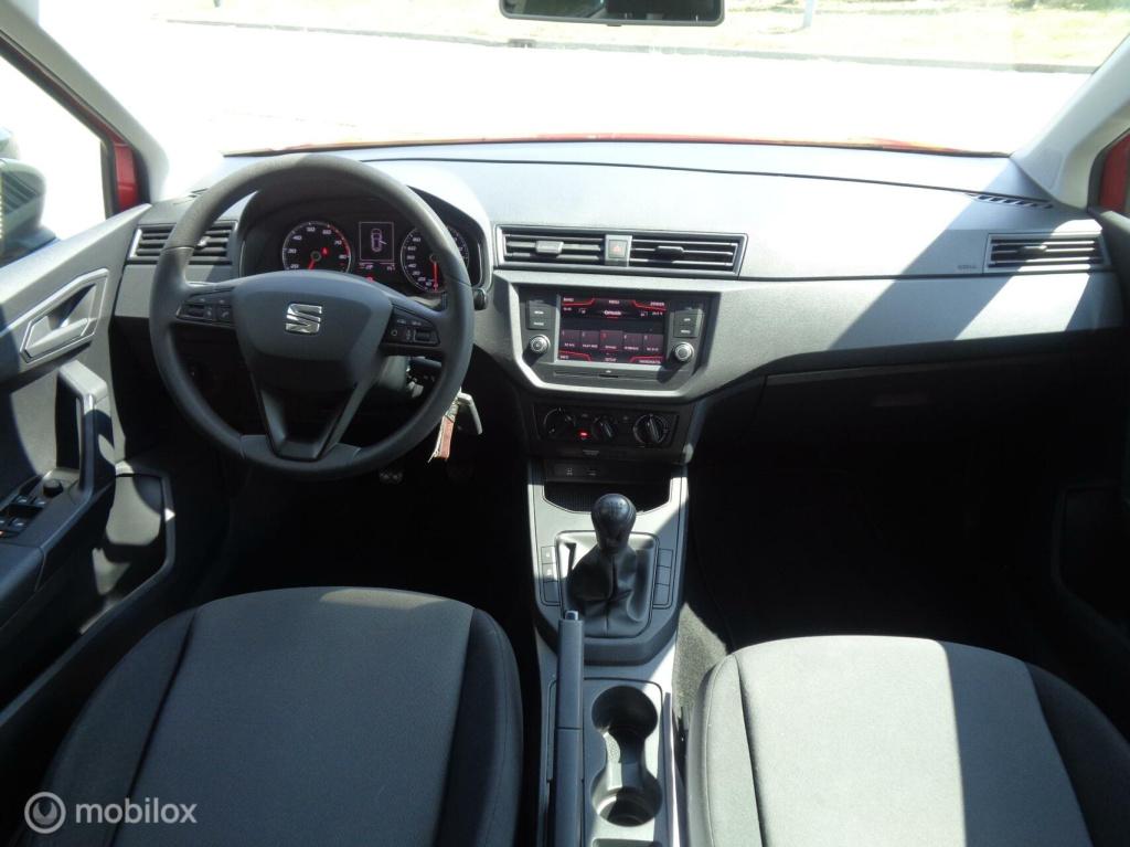 Seat Arona 1.0 tsi reference/airco/lm velgen/carplay/1st eig/slechts 79000k