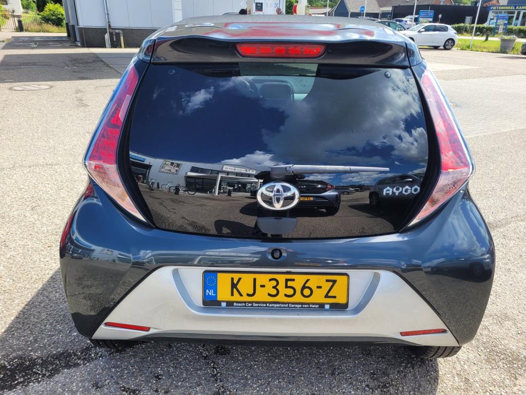 Toyota Aygo 1.0 vvt-i x-clusiv cabriodak