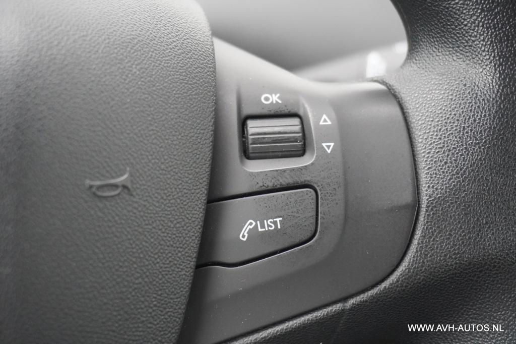Peugeot 208 1.6 bluehdi blue lease