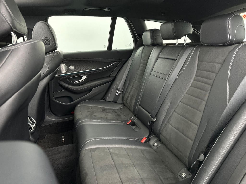 Mercedes-Benz E-Klasse estate 200 business solution amg