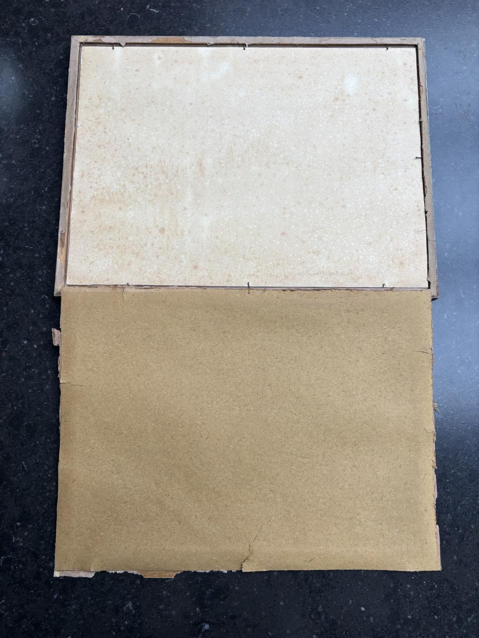 Nostalgische aquarel van een pittoreske straathoek