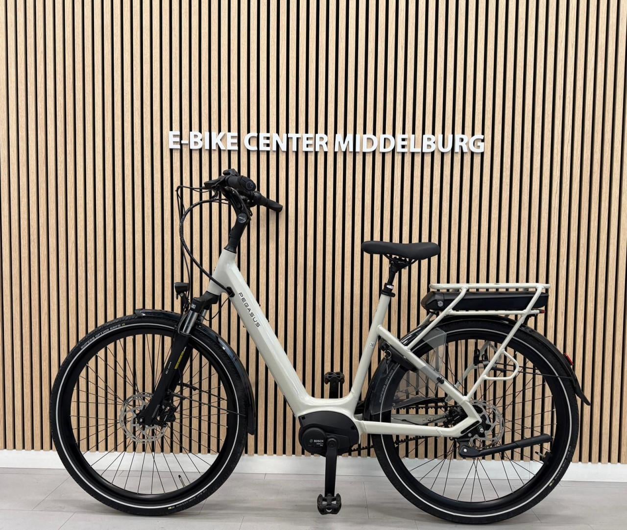 Pegasus Siena E8F Bosch Active Line Plus 306KM 55CM 400Wh Belt