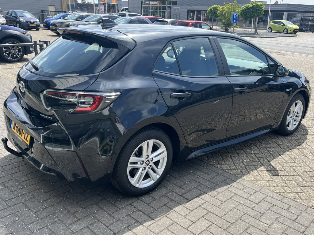 Toyota Corolla | net binnen | 1.8 hybrid active | navigatie | camera | trek