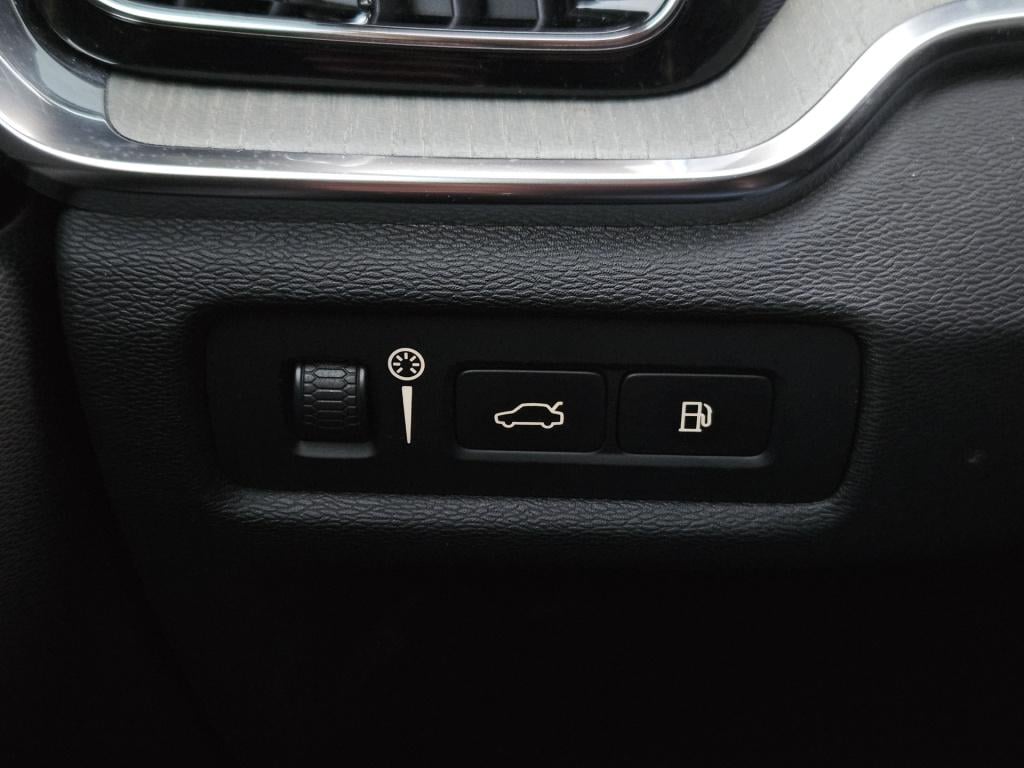 Volvo V60 2.0 t8 twin engine awd inscription | pano | elek. trekhaak