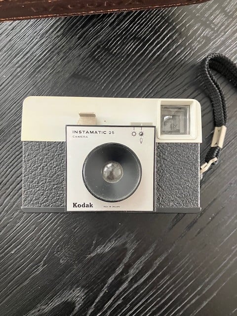 Te koop : 4 stuks camera's jaren 60 / 70 (uit boedel familielid)
