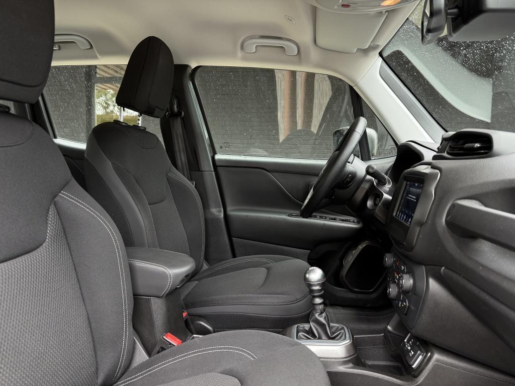 Jeep Renegade 1.0t limited // stoel en stuurverwarming // carplay //