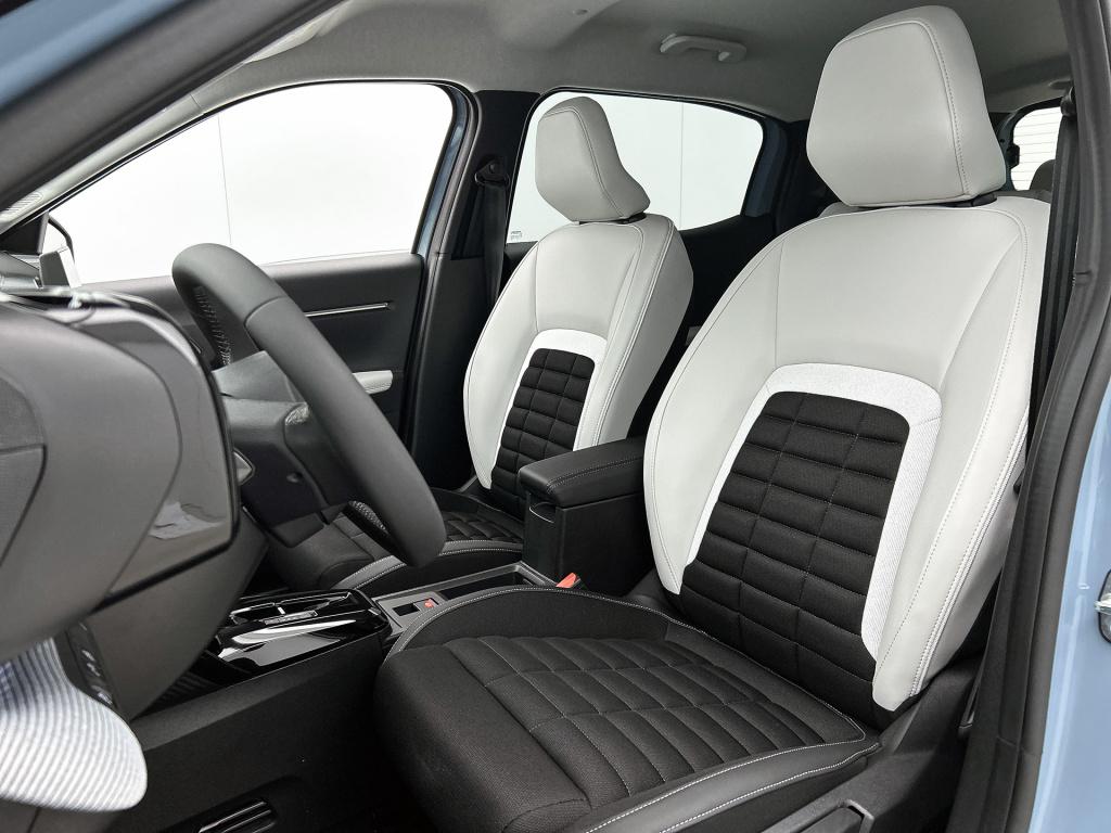 Citroen C3 Aircross hybrid 145pk automaat max 7 persoons | 7 zitplaatsen | 